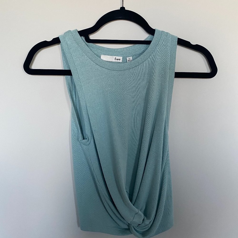 Aritzia Wilfred Free Daley Tank
